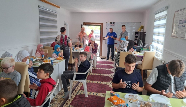 Akika- kurban: Karišik Berina